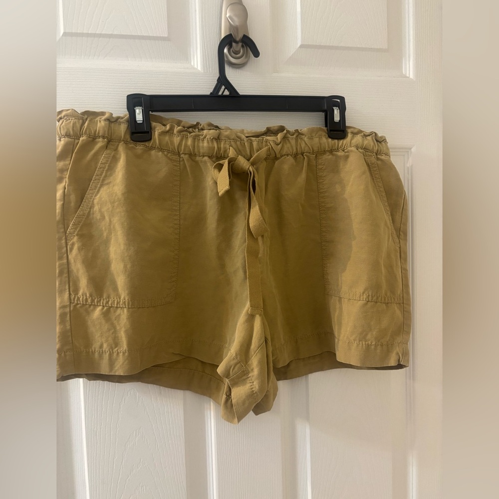LOFT Khaki Color Shorts